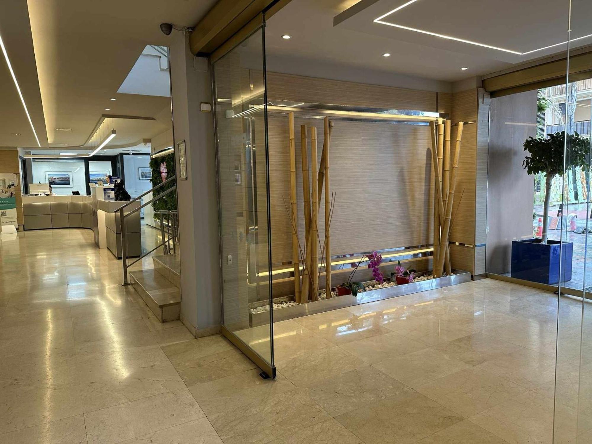 Estudio Pyr Privado Frente Al Puerto De ฟูเอนฮิโรลา ภายนอก รูปภาพ