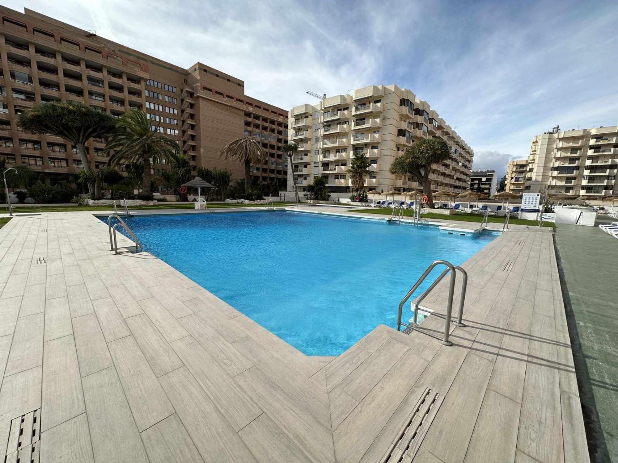 Estudio Pyr Privado Frente Al Puerto De ฟูเอนฮิโรลา ภายนอก รูปภาพ