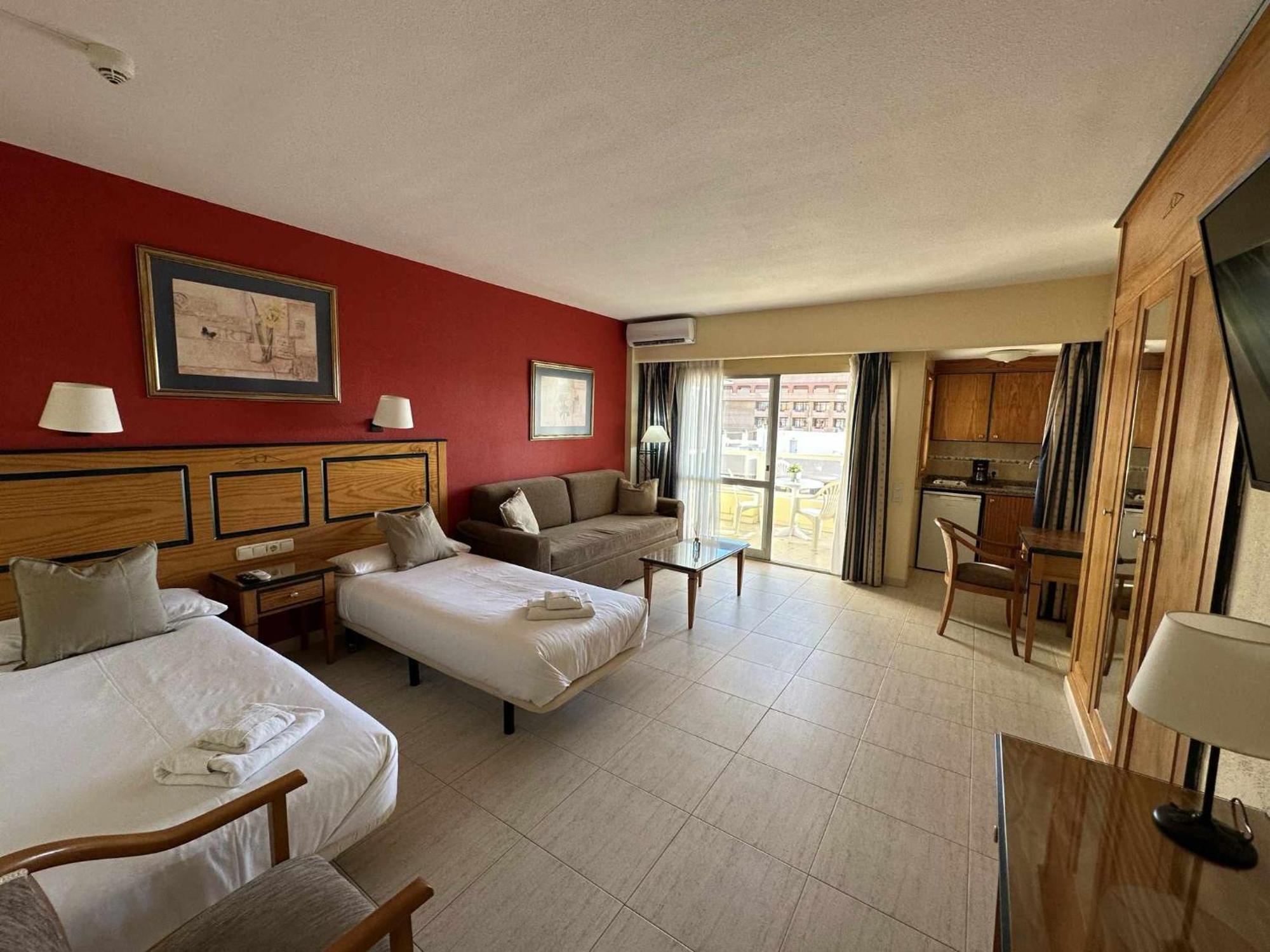 Estudio Pyr Privado Frente Al Puerto De ฟูเอนฮิโรลา ภายนอก รูปภาพ