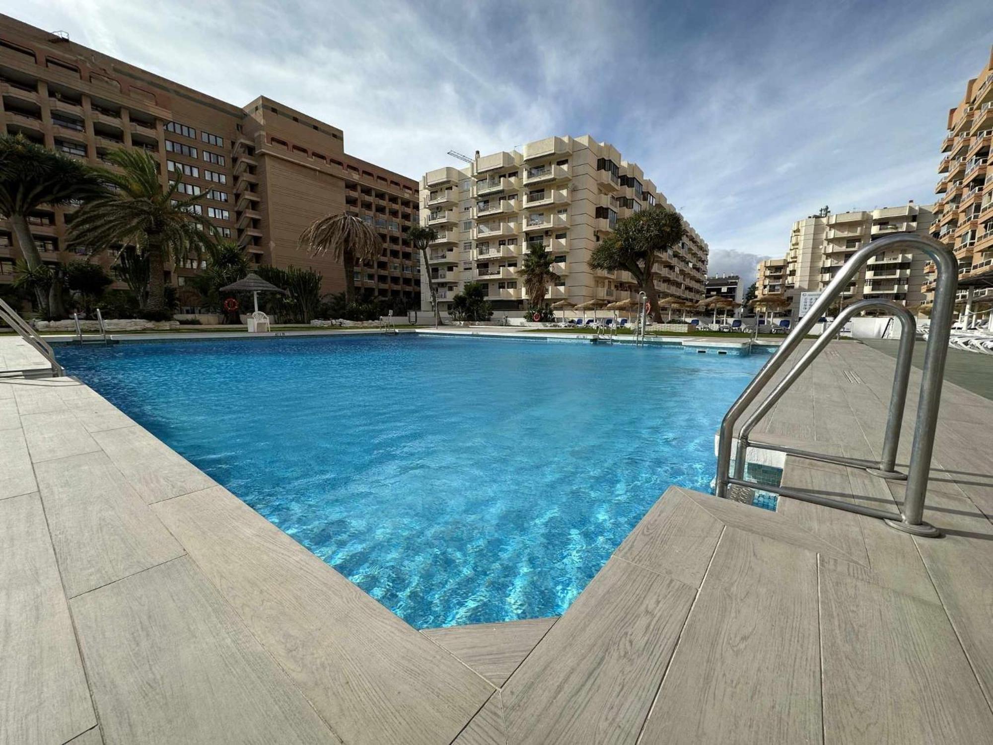 Estudio Pyr Privado Frente Al Puerto De ฟูเอนฮิโรลา ภายนอก รูปภาพ