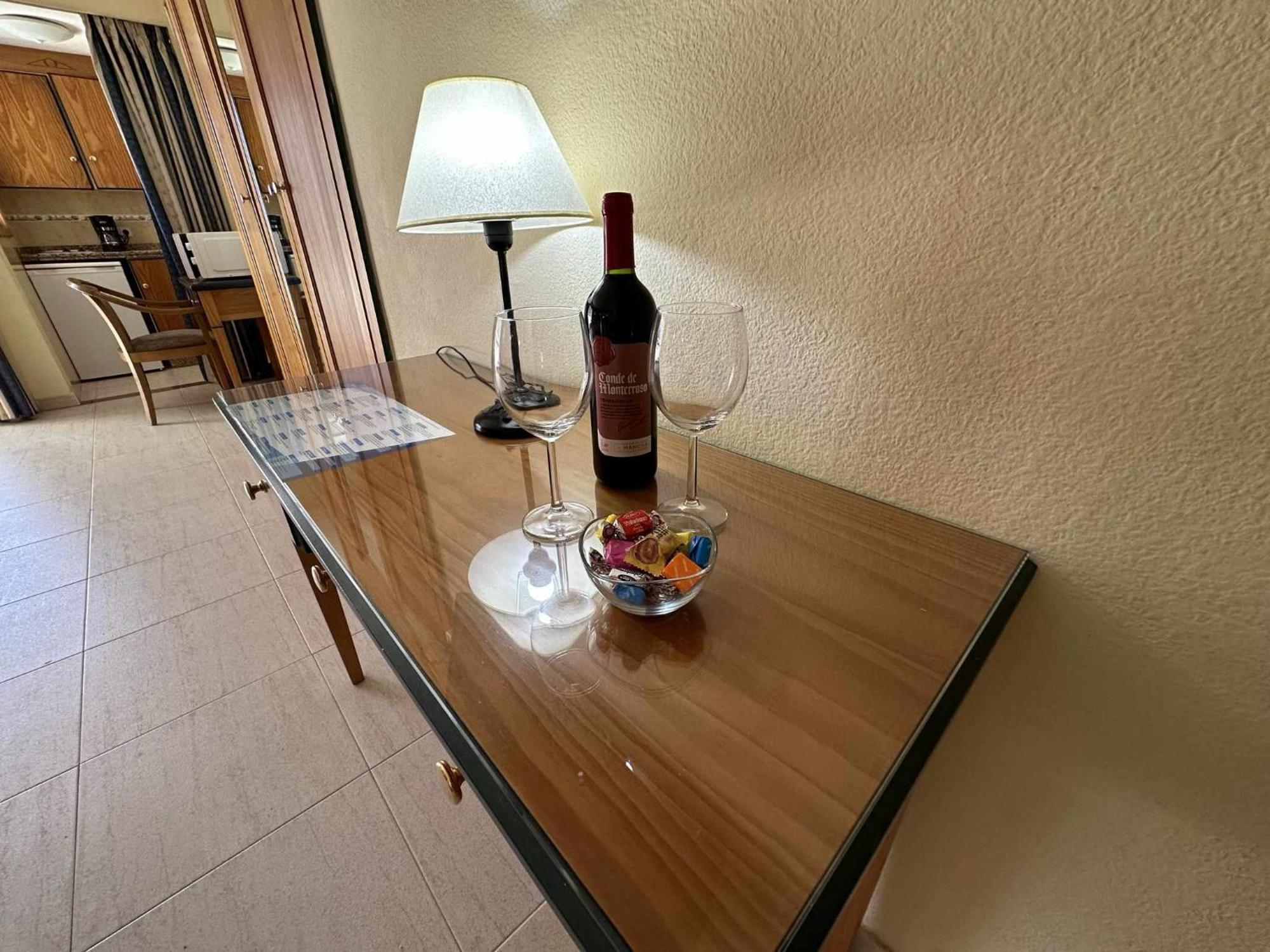 Estudio Pyr Privado Frente Al Puerto De ฟูเอนฮิโรลา ภายนอก รูปภาพ